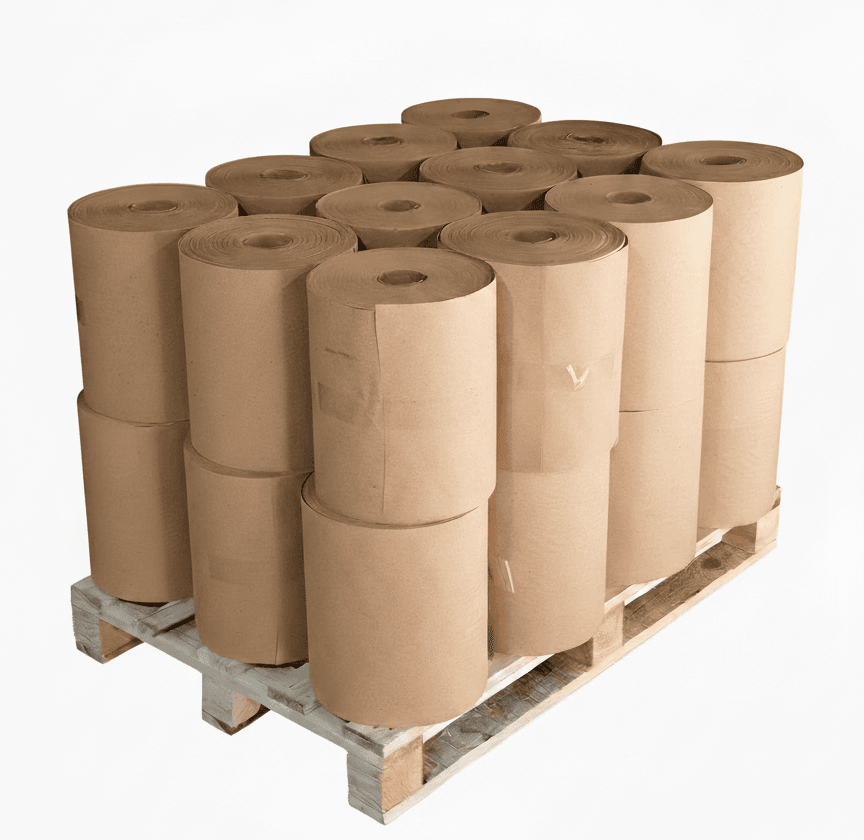 Papier makulaturowy w rolkach na palecie